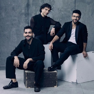 Логотип ilvolo_trio