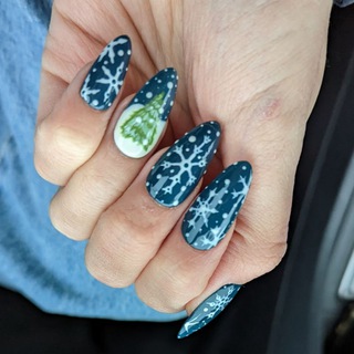 Логотип beautynails_ru