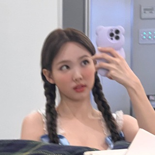 Логотип rustwb_nayeon