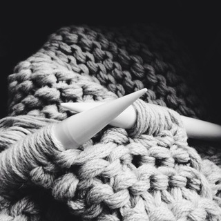 Логотип канала knitit