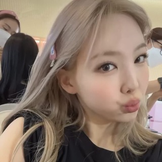 Логотип twicemight