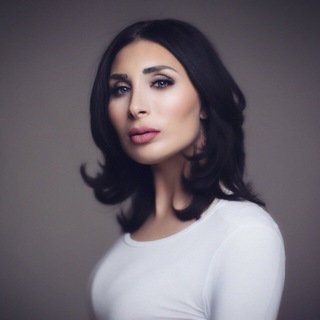 Логотип канала lauraloomer