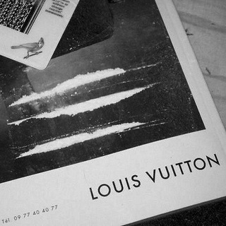 Логотип louis_vitto