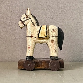 Логотип канала vintage_hobbyhorse