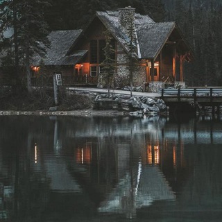 Логотип house_on_the_outskirts