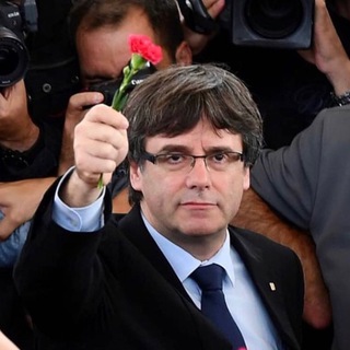 Логотип carlespuigdemont