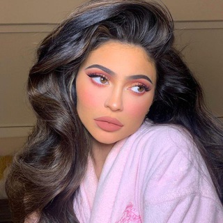 Логотип канала kyliejenner