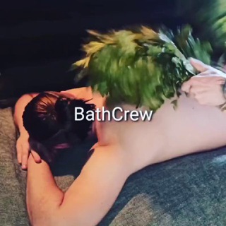 Логотип bath_crew