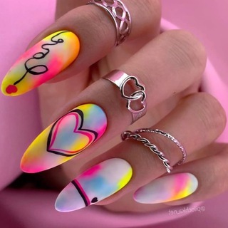 Логотип канала fashion_manicur