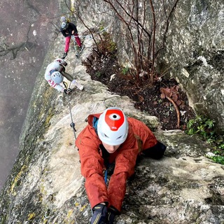 Логотип канала climbingcrimea