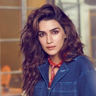 Логотип kriti_sanon7