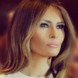 Логотип melania_trump_channel