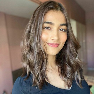 Логотип pooja_hegde_official