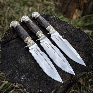 Логотип nozhi_knife