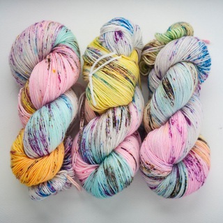 Логотип канала angelic_yarn