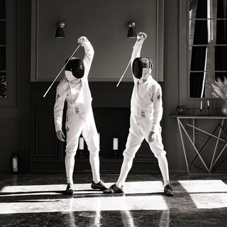 Логотип fencingtwins