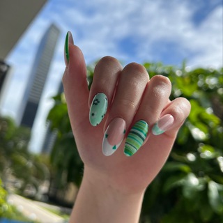 Логотип mironovaa_nails