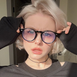Логотип persikoviylessss