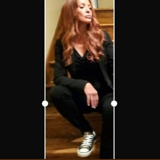 Логотип queenof17