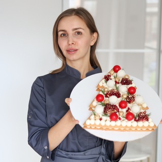 Логотип канала thecake_school