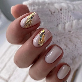 Логотип канала manicuref